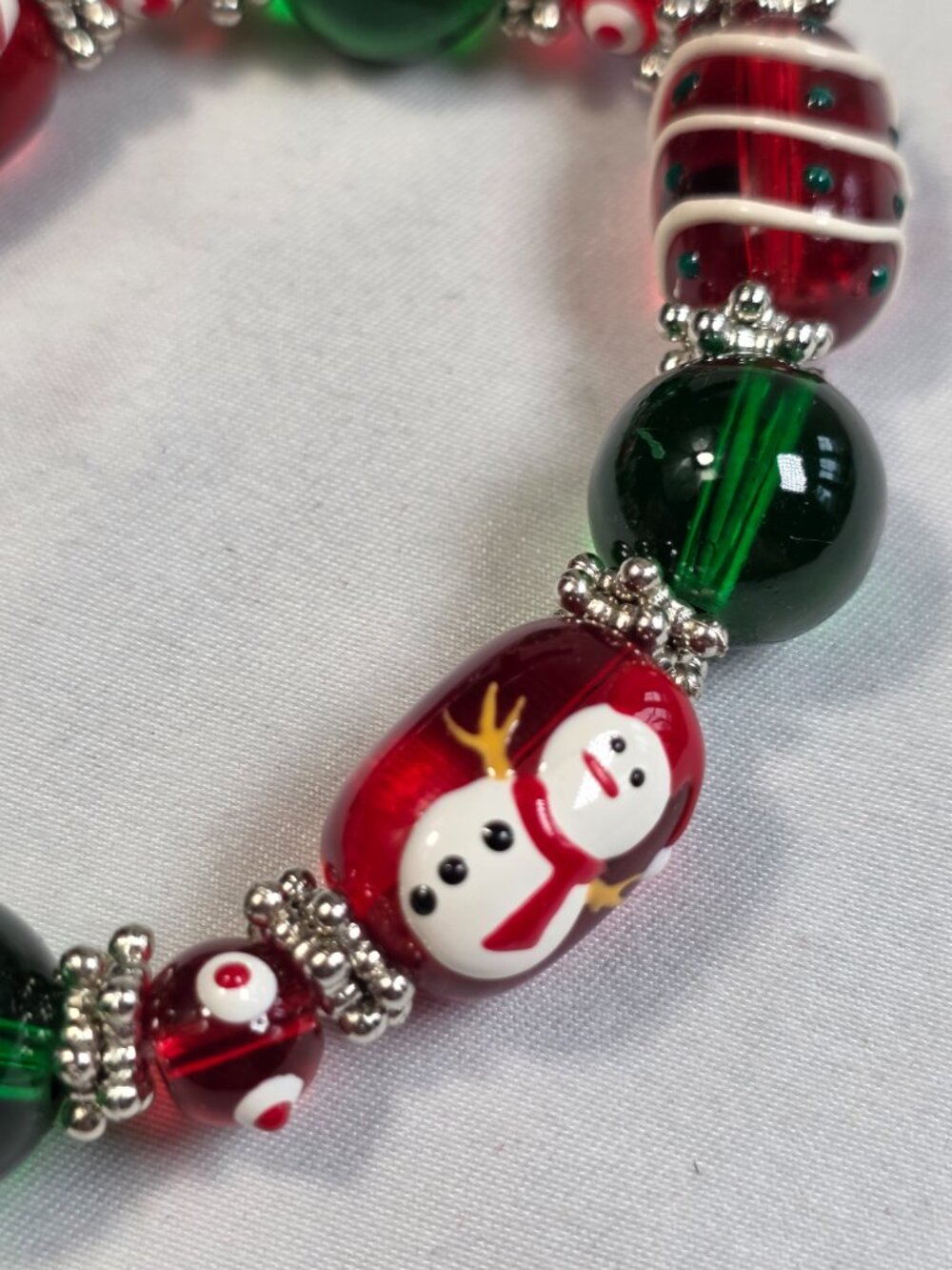 Christmas Holiday Glass Bead Stretch Bracelet Snowman Candy Cane Red Green - Picture 4 of 10